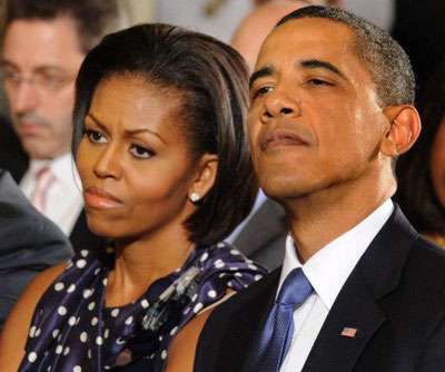 '​OAVlar Barak va Mishel Obamaning memuarlarini chop etish huquqi qanchaga baholanganini ma`lum qildi'ning rasmi
