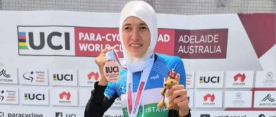 Изрображение 'Фотима Соипова завоевала бронзу Кубка мира по паравелоспорту'