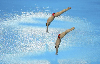 Изрображение 'Спортсмены Узбекистана вылетели в Германию для участие в турнире по прыжкам в воду'