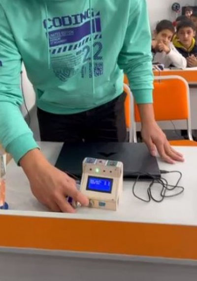 Изрображение 'В Ташкенте школьник разработал устройство, отправляющее SMS в случае утечки углекислого газа'