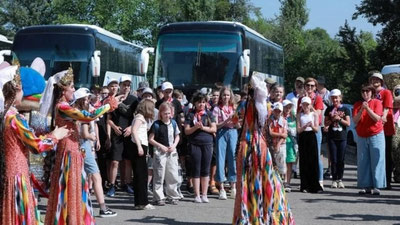 Изрображение 'Дети из семей, пострадавших во время теракта в "Крокусе", прибыли на отдых в Узбекистан'
