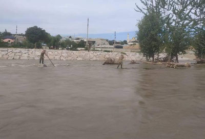 Изрображение 'В канале в Андижанской области нашли тела еще двух человек, принесенных селевым потоком из Оша'