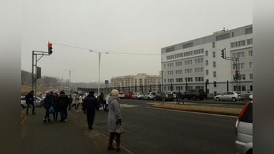 Изрображение 'АВТОЛЕДИ ИЗ ВЛАДИВОСТОКА "ОБКАТАЛА" НОВЕНЬКИЙ ДЖИП НА ПЕШЕХОДАХ (ВИДЕО)'