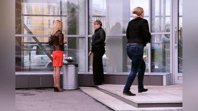 Изрображение 'В РОССИИ ПРЕДЛАГАЮТ УВЕЛИЧИТЬ РАБОЧИЙ ДЕНЬ ДЛЯ КУРИЛЬЩИКОВ'