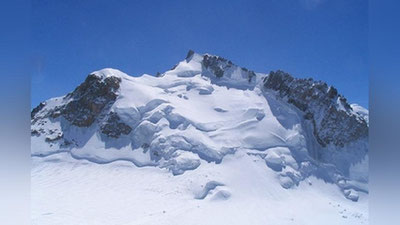 Изрображение 'ТРОЕ АЛЬПИНИСТОВ ПОГИБЛИ НА "ПРОКЛЯТОЙ ГОРЕ" НА МОНБЛАНЕ'