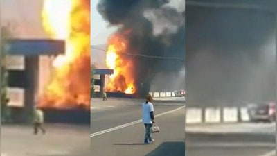 Изрображение 'СБЕЖАВШАЯ ОТ ВОДИТЕЛЯ ФУРА СПАЛИЛА ЗАПРАВКУ В РОССИИ (ВИДЕО)'