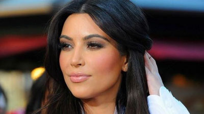 Изрображение 'УВИДЕТЬ ПАРИЖ И ОБЕДНЕТЬ: КИМ КАРДАШЬЯН ОГРАБИЛИ НА $11 МЛН'