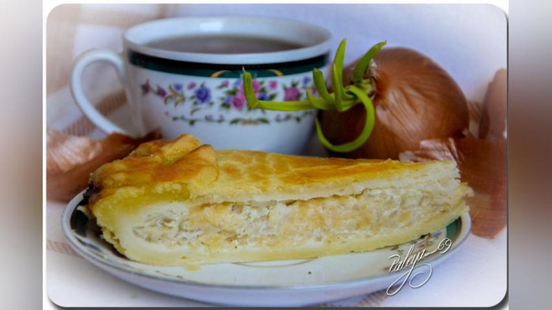 Изрображение 'СЫРНО-ЛУКОВЫЙ ПИРОГ "ЧИПОЛЛИНО"'