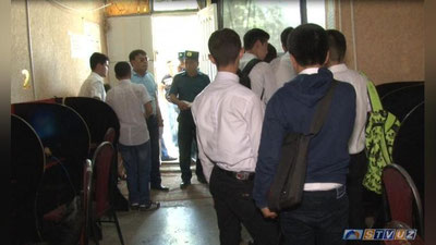 Изрображение 'РЕЙД В ИНТЕРНЕТ-КАФЕ САМАРКАНДА: ЗАДЕРЖАНЫ 20 УЧЕНИКОВ'