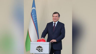 Изрображение 'ШАВКАТ МИРЗИЁЕВ ПОСЕТИЛ НАВОИЙСКУЮ ОБЛАСТЬ: ИТОГИ ПОЕЗДКИ'