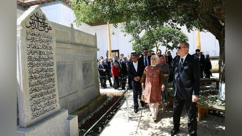 Изрображение 'ВИДЕО: ГЛАВА ТУРЦИИ В ДРЕВНЕЙ БУХАРЕ'