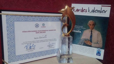 '“TURK DUNYoSIDA YILNING ADABIYoT KIShISI” – O`ZBEKISTON XALQ ShOIRI ShUKRULLO!'ning rasmi