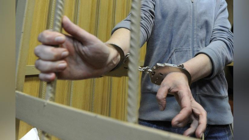 Изрображение 'Дворник обнаружил жизнеспособного младенца при уборке мусоропровода'