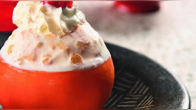 Изрображение 'РЕЦЕПТ К НОВОМУ ГОДУ: ХУРМА С МОРОЖЕНЫМ И БЕЗЕ'