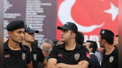 Изрображение 'ПОД АНКАРОЙ ПОДОРВАЛИСЬ ДВОЕ СМЕРТНИКОВ'