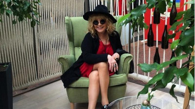 Изрображение 'Алла Пугачева шокировала прохожих (Фото)'