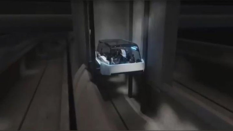 Изрображение 'ИЛОН МАСК ПОКАЗАЛ СКОРОСТНОЙ ЭЛЕКТРОБУС ДЛЯ СВОИХ ТОННЕЛЕЙ (ВИДЕО)'