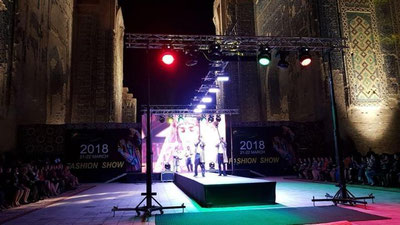 Изрображение 'В ШАХРИСАБЗЕ ПРОХОДИТ ФЭШН-ШОУ (ФОТО)'