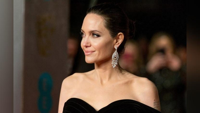 Изрображение 'АНДЖЕЛИНА ДЖОЛИ СТАНЕТ ЖЕНОЙ МИЛЛИОНЕРА'