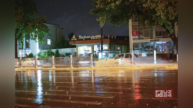 Изрображение 'В СЕЗОН ДОЖДЕЙ ПЛАВАТЬ НЕ БУДЕМ???'