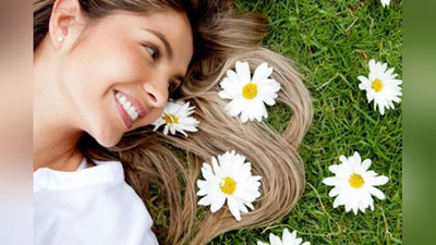 Изрображение 'КАК УХАЖИВАТЬ ЗА СУХИМИ ВОЛОСАМИ?'