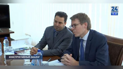 Изрображение 'ДЕЛЕГАЦИЮ HUMAN RIGHTS WATCH ПРИНЯЛИ В РЯДЕ ВЕДОМСТВ УЗБЕКИСТАНА (ВИДЕО)'