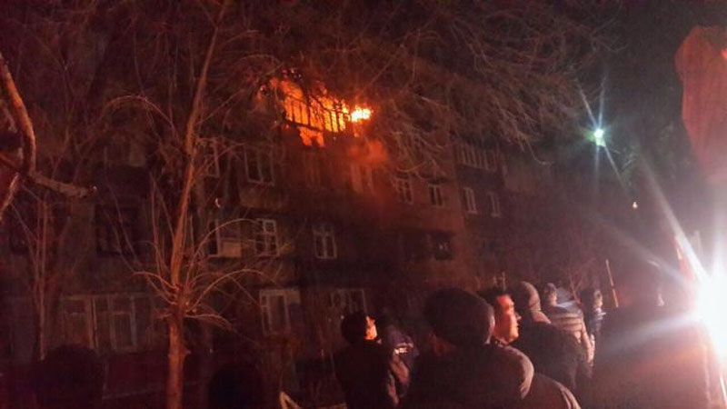 Изрображение 'СТРАШНЫЙ ПОЖАР В ТАШКЕНТСКОЙ КВАРТИРЕ УНЕС ЖИЗНИ 2-Х ЧЕЛОВЕК (ВИДЕО)'