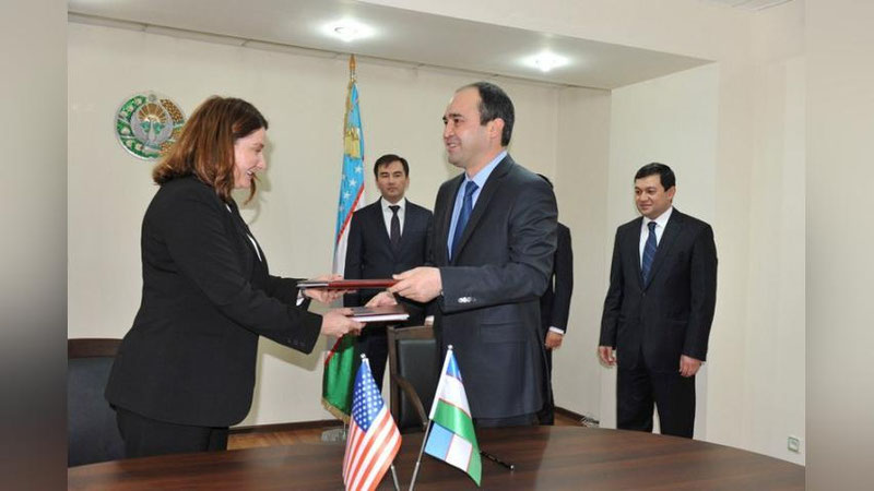 Изрображение 'ДЕПАРТАМЕНТ ПРИ ГЕНПРОКУРАТУРЕ И СЕКРЕТНАЯ СЛУЖБА США ПОДПИСАЛИ МЕМОРАНДУМ'