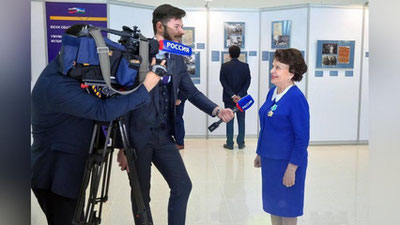 Изрображение 'ГАЛИНУ МЕЛЬНИКОВУ НАГРАДИЛИ РОССИЙСКИМ ОРДЕНОМ В ТАШКЕНТЕ (ФОТО, ВИДЕО)'