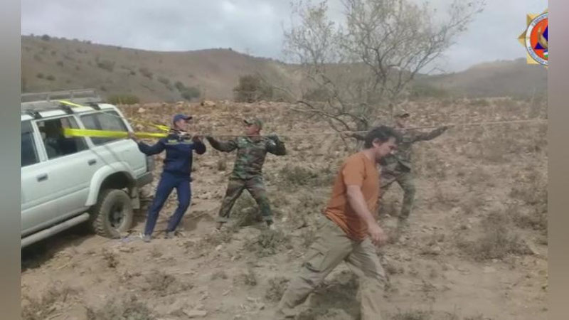 Изрображение 'В Бостанлыке вытащили автомобиль, вылетевший с трассы (видео)'
