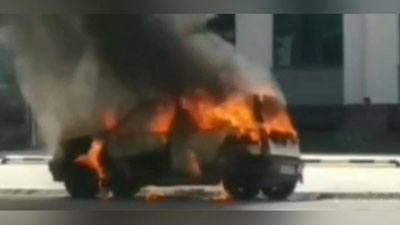 Изрображение 'Очевидцы сняли на видео горящую "Tico" в Сергелийском районе'