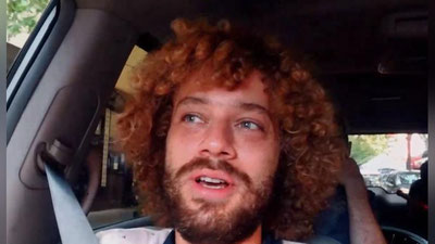 Изрображение 'Случай с кроссовками на границе: ГТК отреагировал на видео российского блогера'