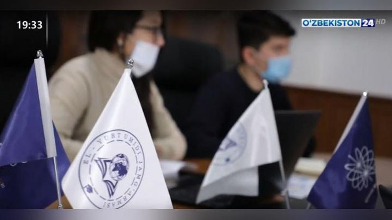 Изрображение 'Видео: комментарий к указу о подготовке и повышении потенциала госслужащих'