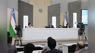 Изрображение 'На брифинге в АИМК подвели промежуточные итоги выборов председателей махаллей'