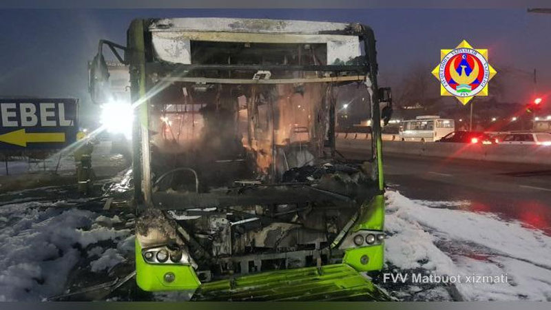 Изрображение 'В Ташкенте сгорел пассажирский автобус'