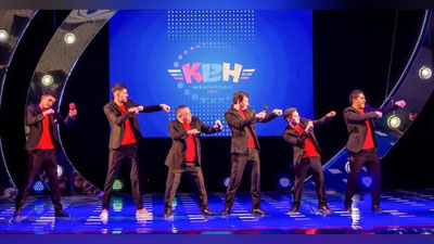 Изрображение 'Команда из Узбекистана вышла в полуфинал Международной Лиги КВН'