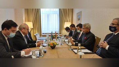 Изрображение 'Глава МИД Узбекистана провел в Москве встречу с индийским коллегой'