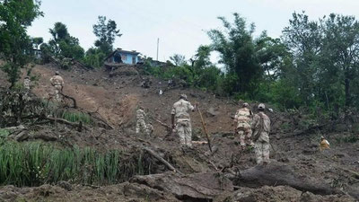 Изрображение 'В Индии жертвами наводнений и оползней стали 50 человек'