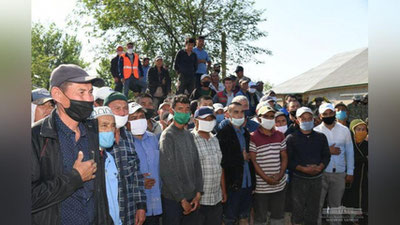 Изрображение 'Президент Узбекистана в очередной раз прибыл в Сырдарьинскую область'