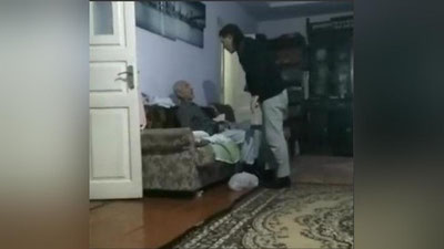 Изрображение 'В Ташкенте на 7 суток арестовали мужчину, ударившего своего 86-летнего отца (видео)'