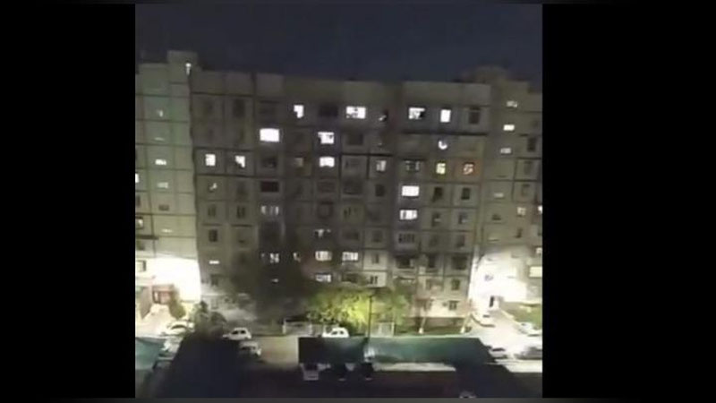 'Кеча бутун Ўзбекистон аҳли коронавирусга қарши курашаётган фидойиларни олқишлади (Видео)'ning rasmi