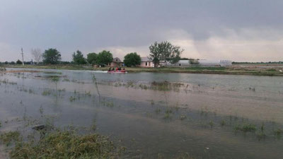 Изрображение 'МЧС сообщило об обнаружении тел 4-х погибших на затопленных территориях'