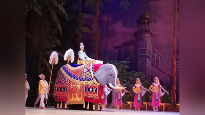 Изрображение 'ПРЕМЬЕРА В БОЛЬШОМ ТЕАТРЕ ИМЕНИ НАВОИ: БАЛЕТ "БАЯДЕРКА" (ФОТО)'