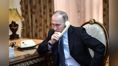 Изрображение 'Владимир Путин поздравил Шавката Мирзиёева с убедительной победой на выборах'