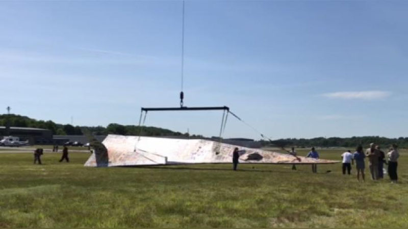 Изрображение 'В США ОТПРАВИЛИ В НЕБО ГИГАНТСКИЙ БУМАЖНЫЙ САМОЛЕТ (ВИДЕО)'