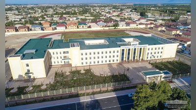 Изрображение 'Президент посетил Узбекско-Корейский международный университет (фото)'