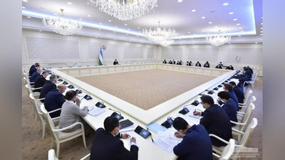 Изрображение 'Кабинет Министров будет ежемесячно критически рассматривать реализацию Госпрограммы'