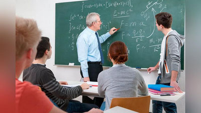 Изрображение 'Нуждающиеся девушки получат шанс учиться бесплатно'