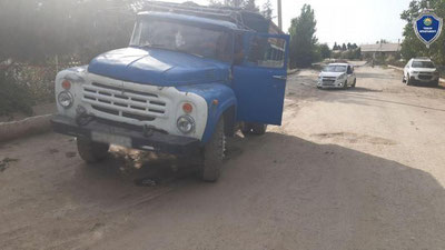 Изрображение 'В Джизаке парень соскочил с грузовика и умер, ударившись об асфальт'