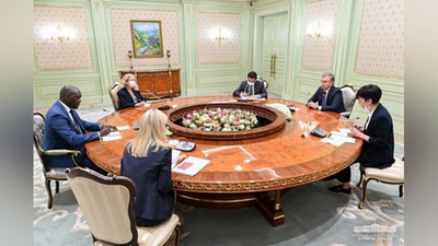 Изрображение 'Президент Узбекистана обсудил с делегацией МФК вопросы расширения сотрудничества'